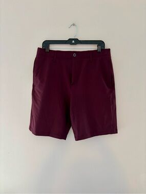 Under Armour Men's Maroon Golf Shorts
